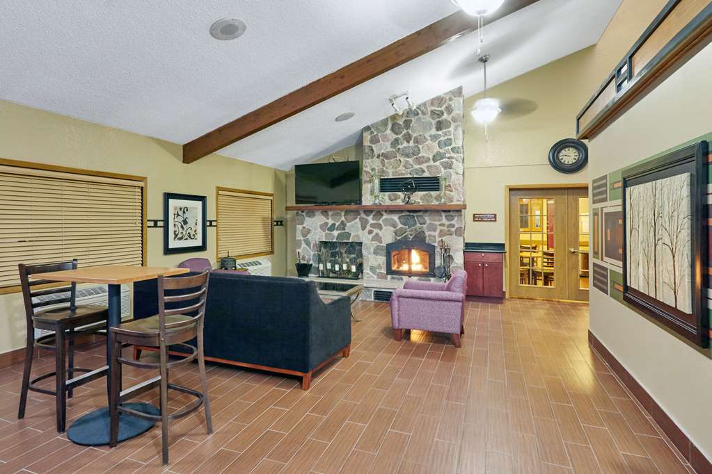 AmericInn by Wyndham Burlington in Burlington, United States