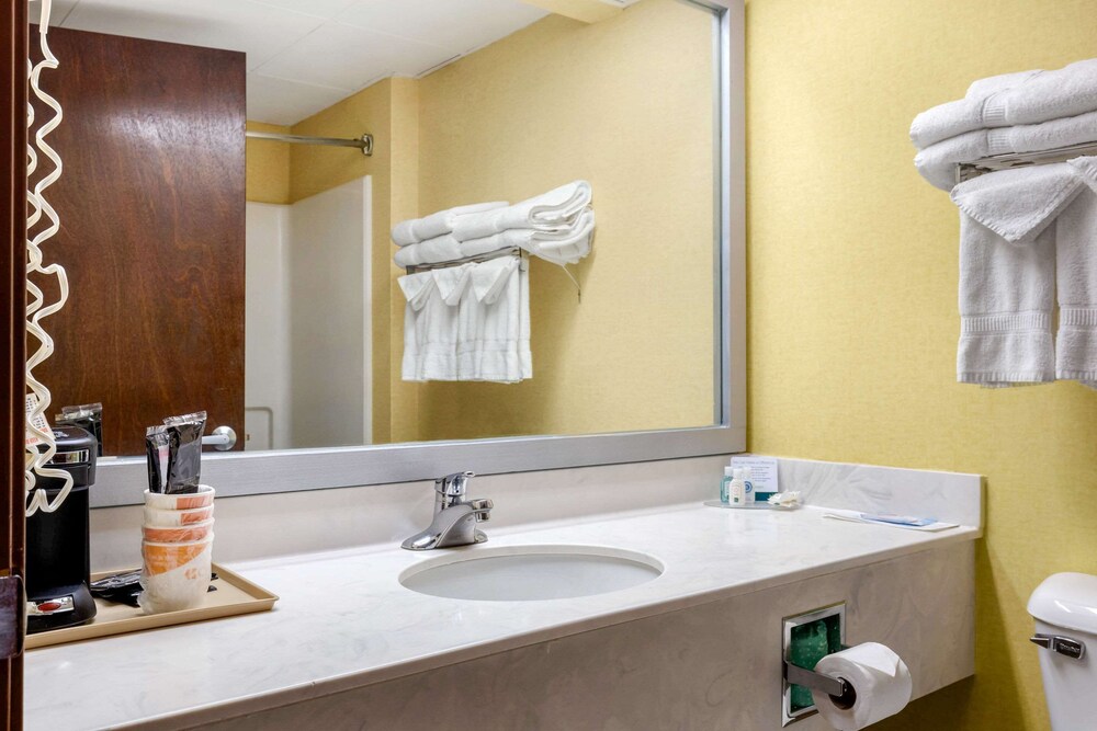 Quality Inn High Point Archdale - photo 24