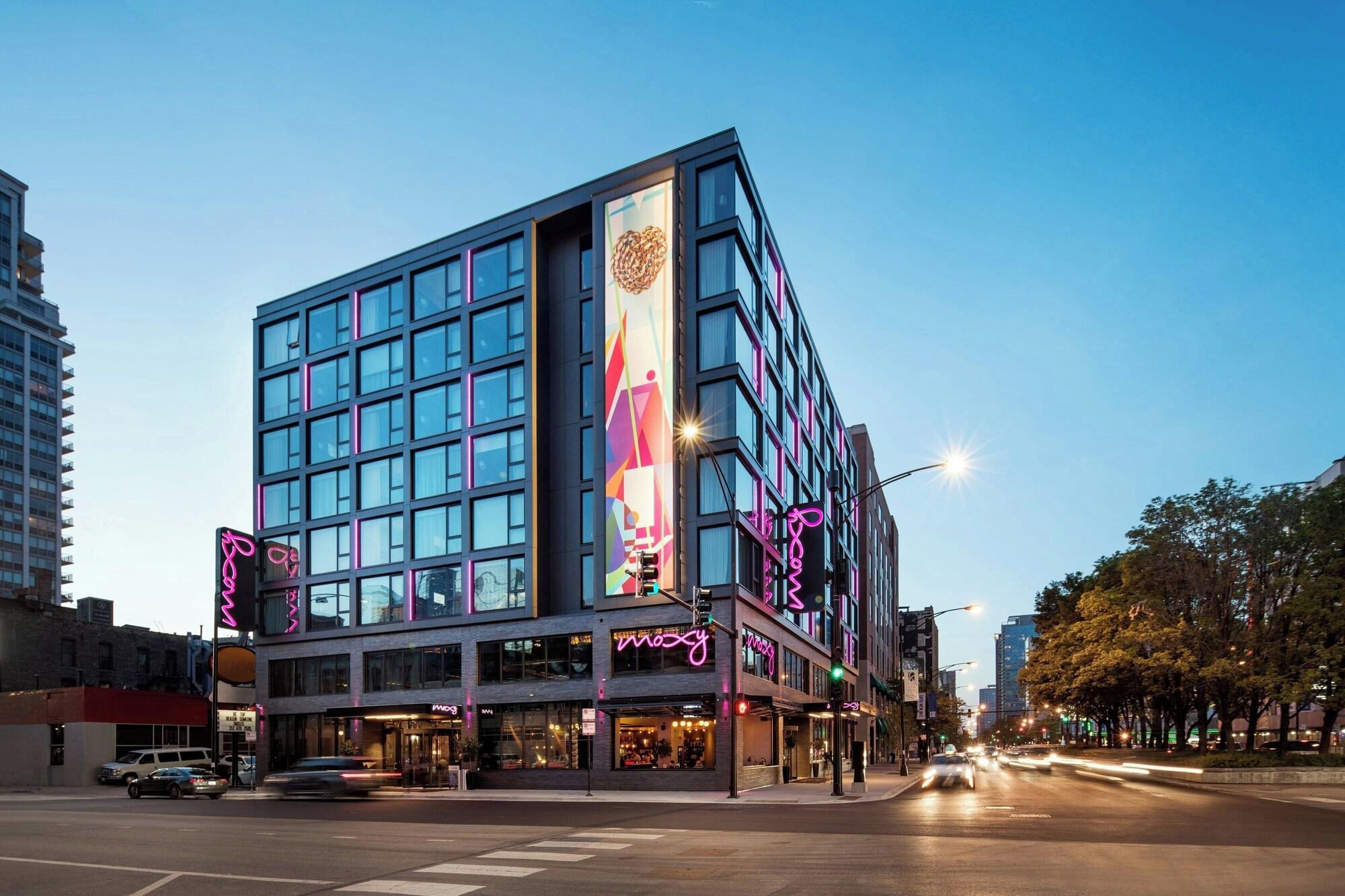 Moxy Chicago Downtown - last minute hotel in Chicago