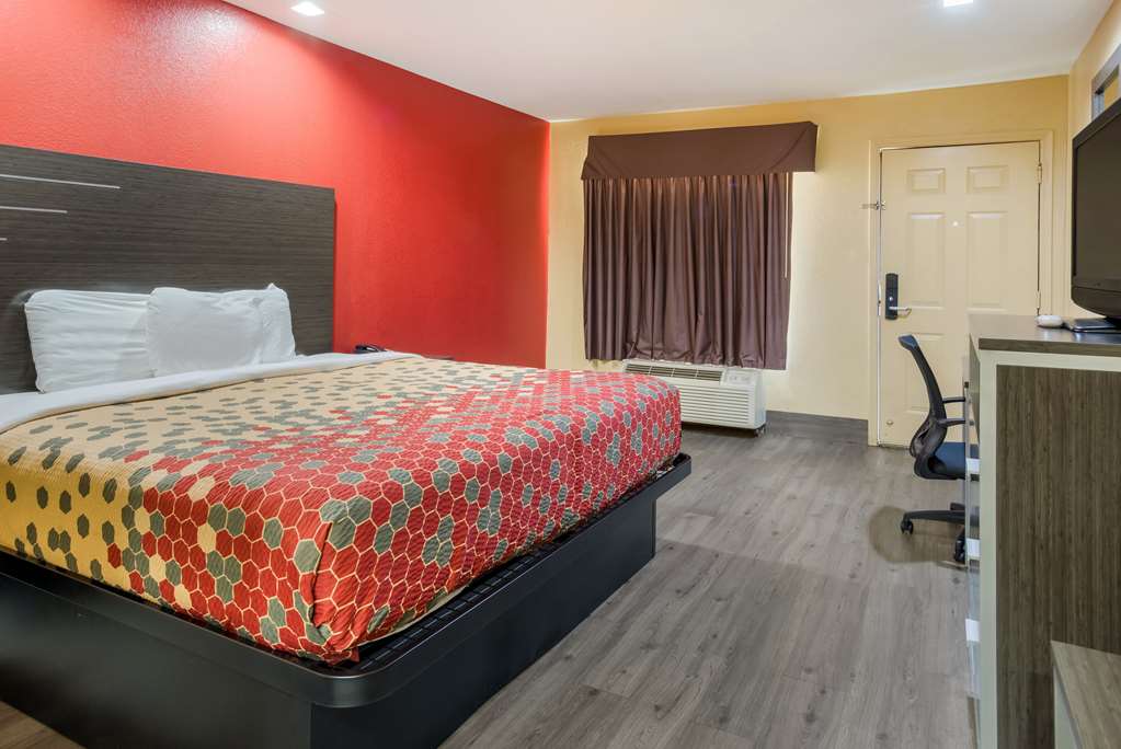 Econo Lodge Lake Charles University Area - photo 19