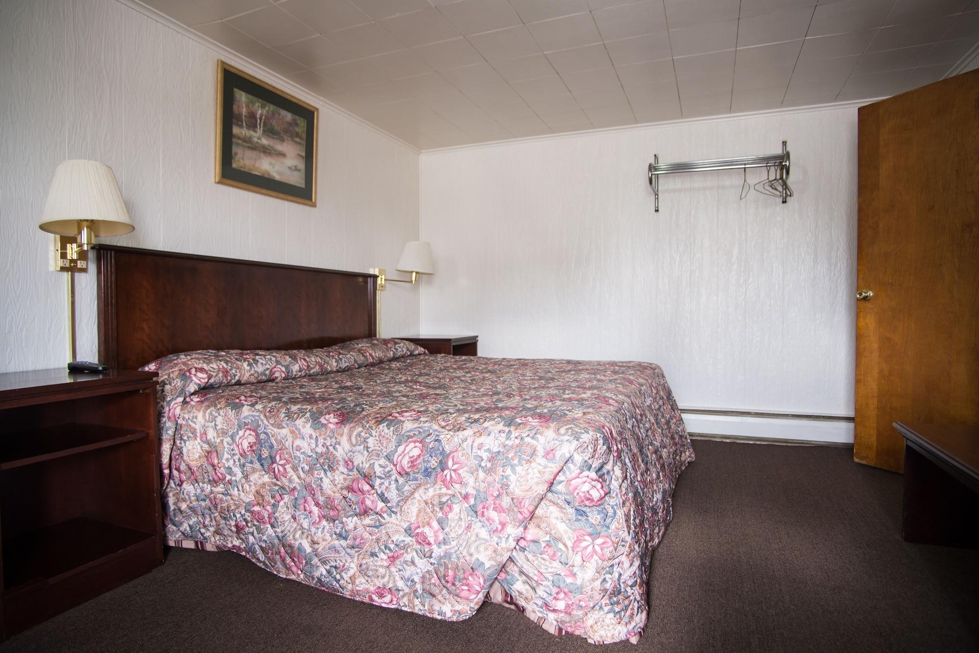 Rosemount Motel - photo 13