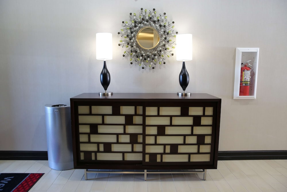 Hampton Inn & Suites Missouri City TX - photo 34