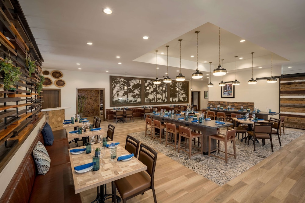 DoubleTree by Hilton Hotel Flagstaff - photo 70