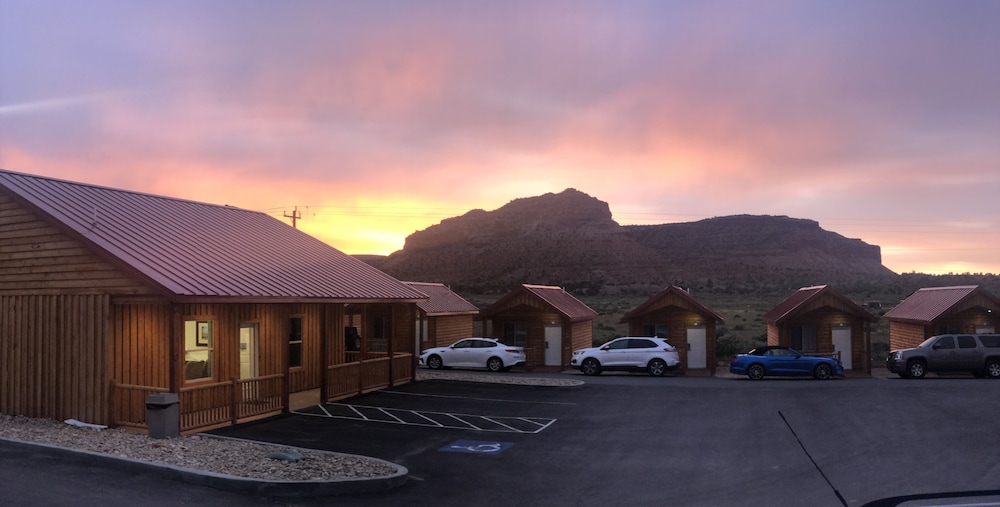 Red Canyon Cabins - photo 18