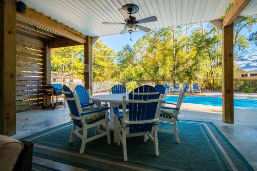 A Sloth's Retreat by Oak Island Accommodations - photo 5