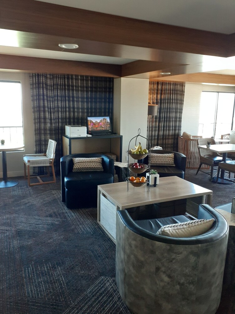 Sheraton Albuquerque Airport Hotel - photo 5