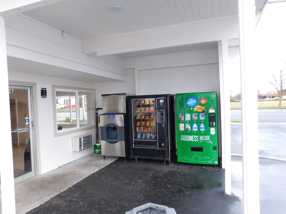 Motel 6 Burlington WA - photo 33