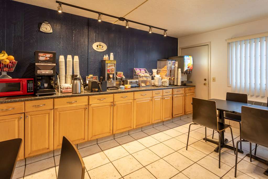 Super 8 By Wyndham Wooster - photo 9