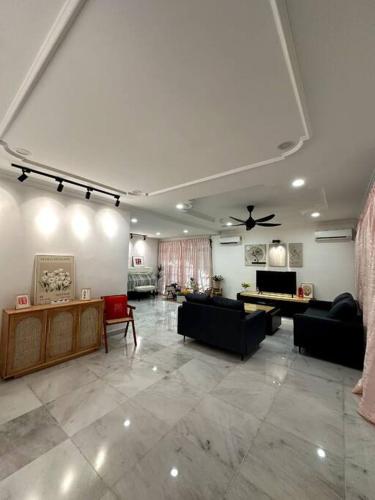 Cozy 2StoreyHome 5Room11Pax@ChaiLengPark in Perai, Malaysia