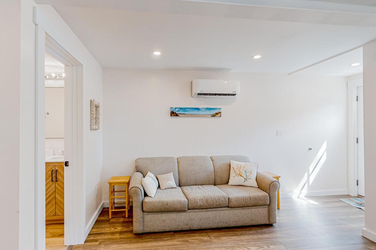 Shorebreeze Inn - photo 15