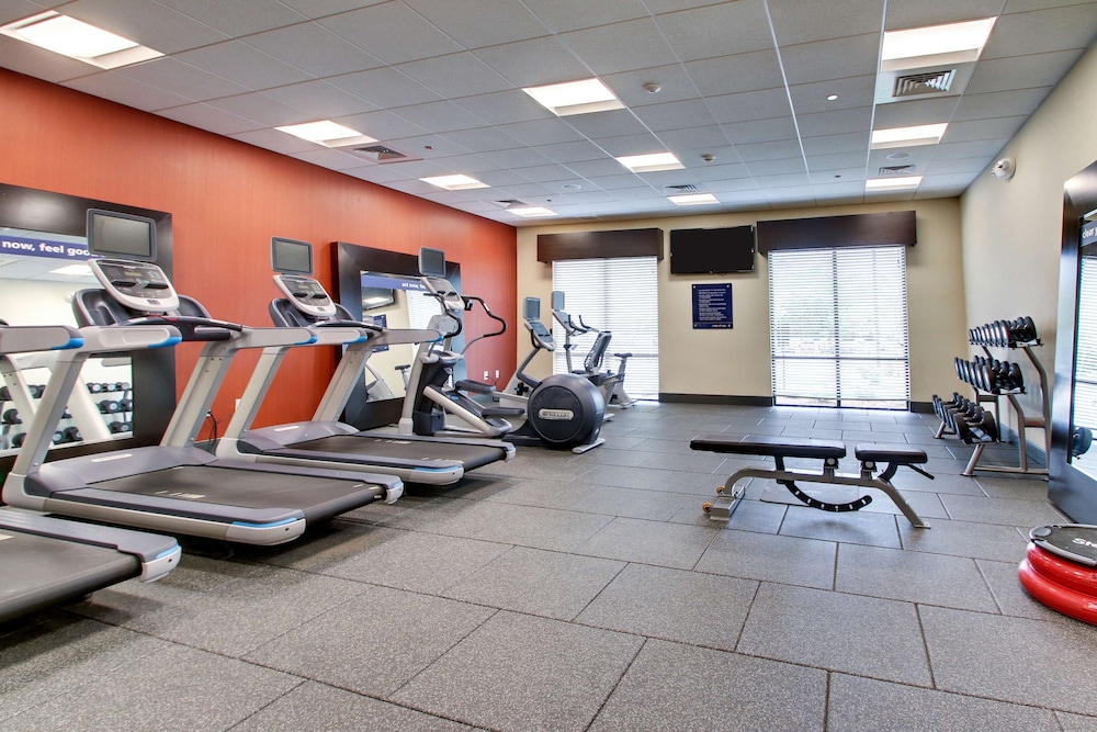 Hampton Inn & Suites Greenville Airport SC - photo 44