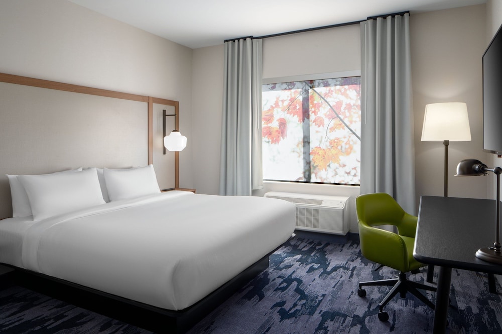 Fairfield by Marriott Inn & Suites Whitsett Greensboro East - photo 15