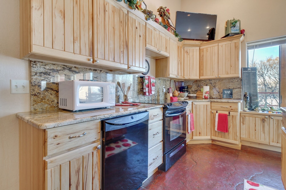 Scenic Great Falls Retreat On Missouri River in Great Falls, United States