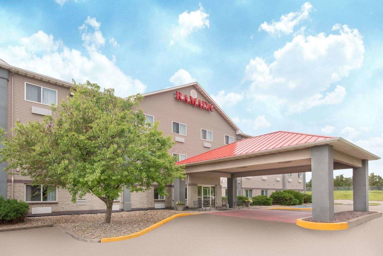 Ramada Limited Bismarck Northeast - photo 77