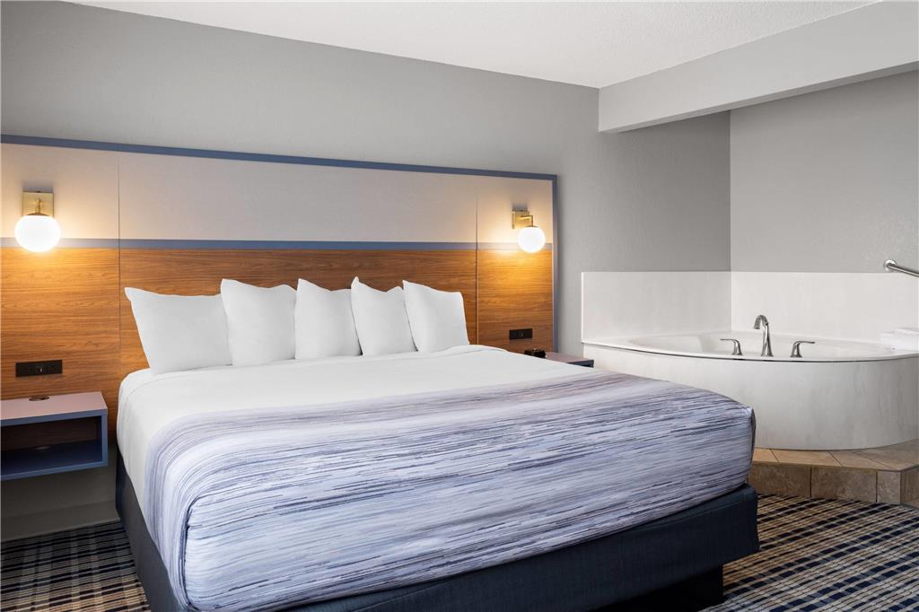 AmericInn by Wyndham Alexandria - photo 28