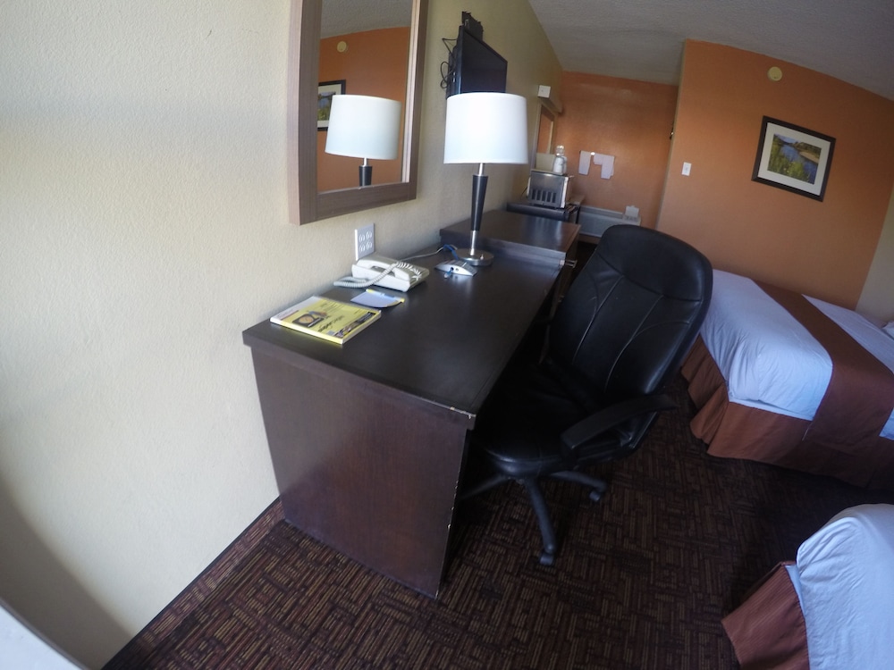 Americas Best Value Inn Blythe - photo 14