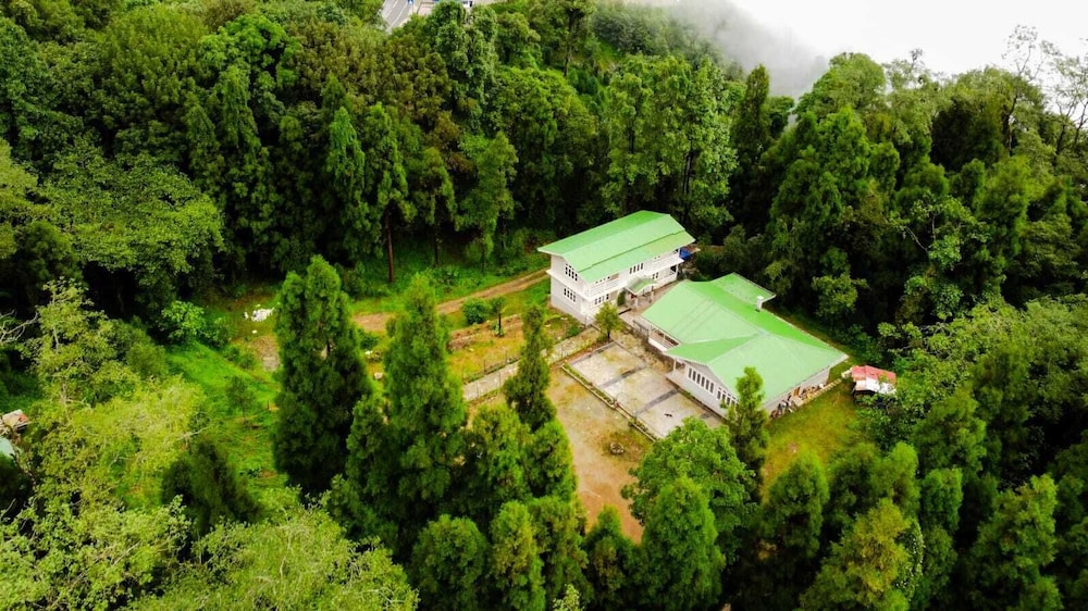 The Alpine Jungle Stay in Namchi, India