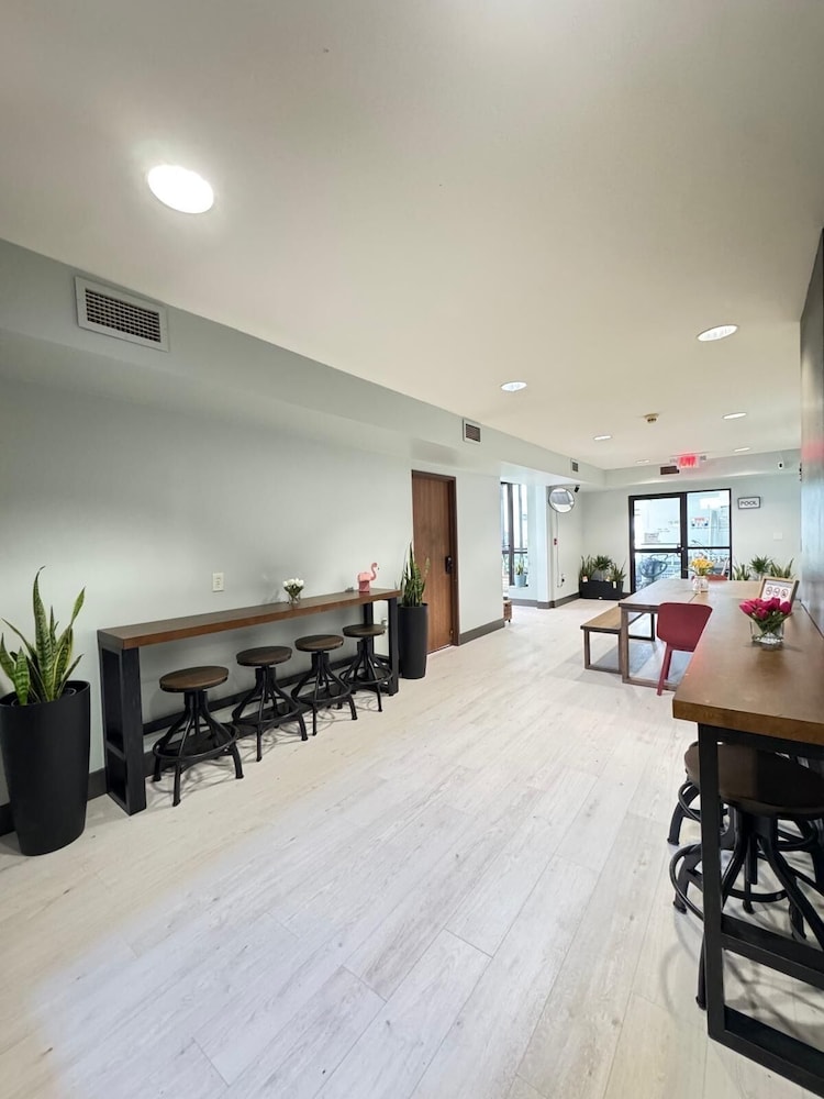 Valued Stay Aloha in Madison, United States