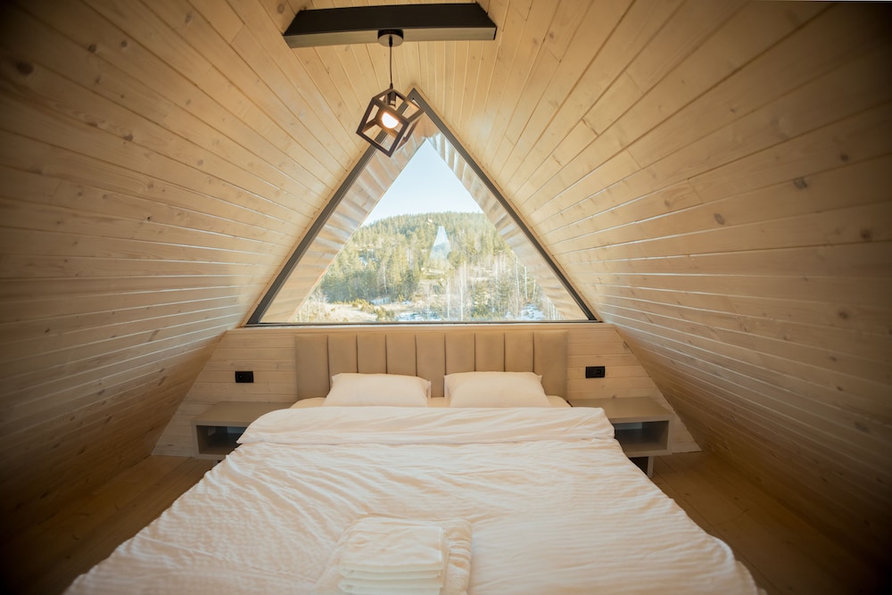 Sirius Lux Apartments — 4-Star Luxury Hotel in Zabljak, Montenegro