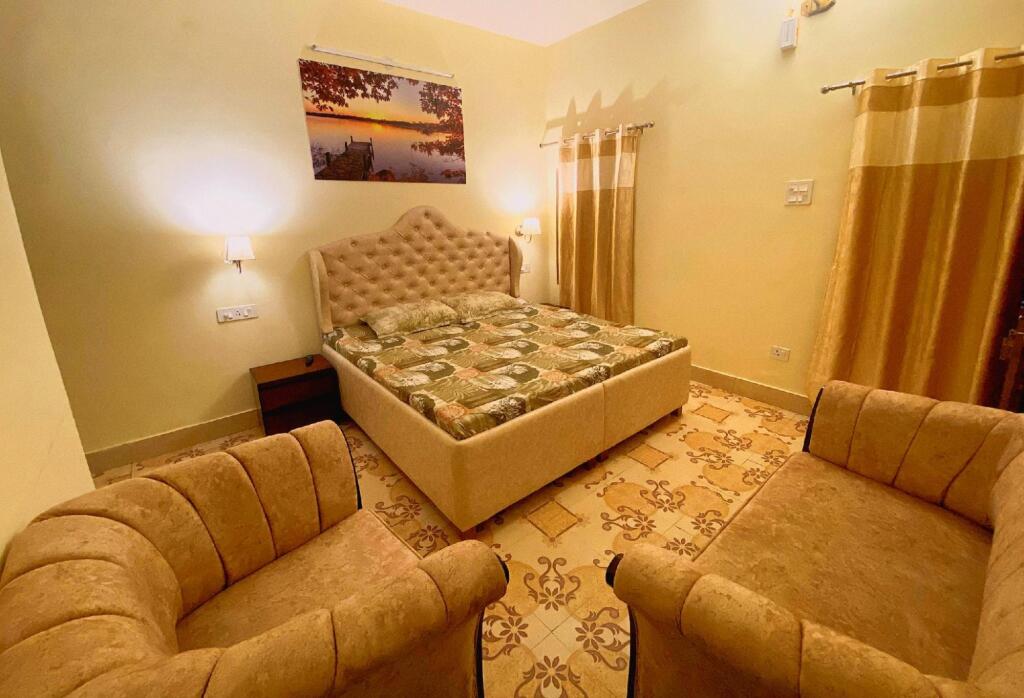 Ekant Guest House — 4-Star Luxury Hotel in Nahan, India