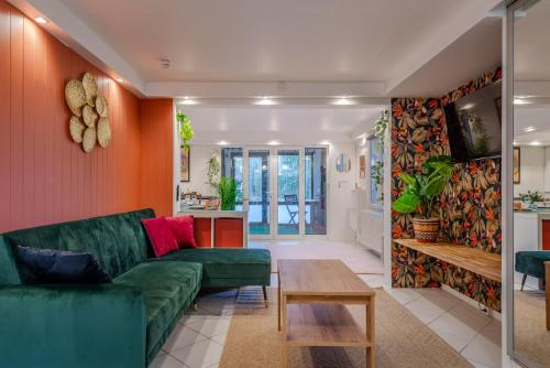 L Oasis Disney 10min Paris Vallee Village Parking — Chessy