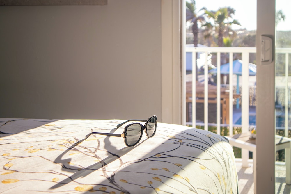 Ocean Sands Beach Boutique Inn 1 Acre Private Beach - photo 72
