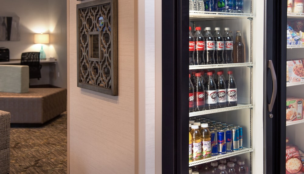 Holiday Inn Express Le Claire Riverfront Davenport by IHG - photo 26