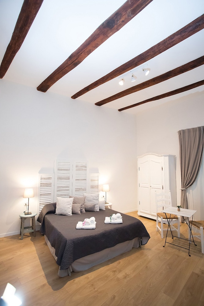 Quartino Napoletano — 4-Star Luxury Hotel in Naples, Italy