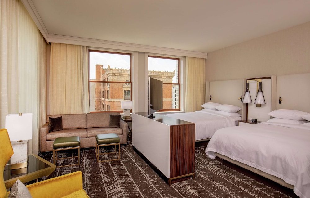 DoubleTree by Hilton Youngstown Downtown - photo 9