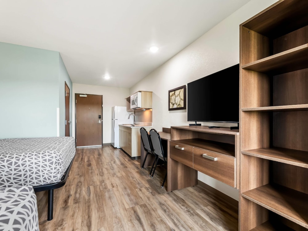 WoodSpring Suites Prattville Montgomery North - photo 9