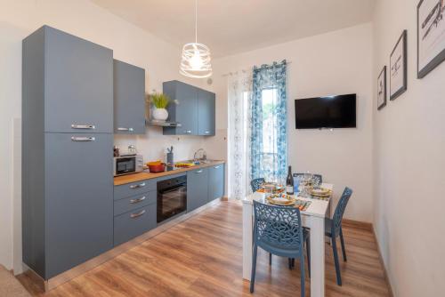 Piombino Apartments Casa Collodi II — 4-Star Luxury Hotel in Piombino, Italy