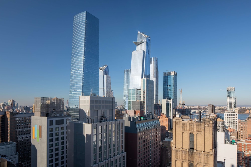 Doubletree by Hilton New York Times Square South - photo 28