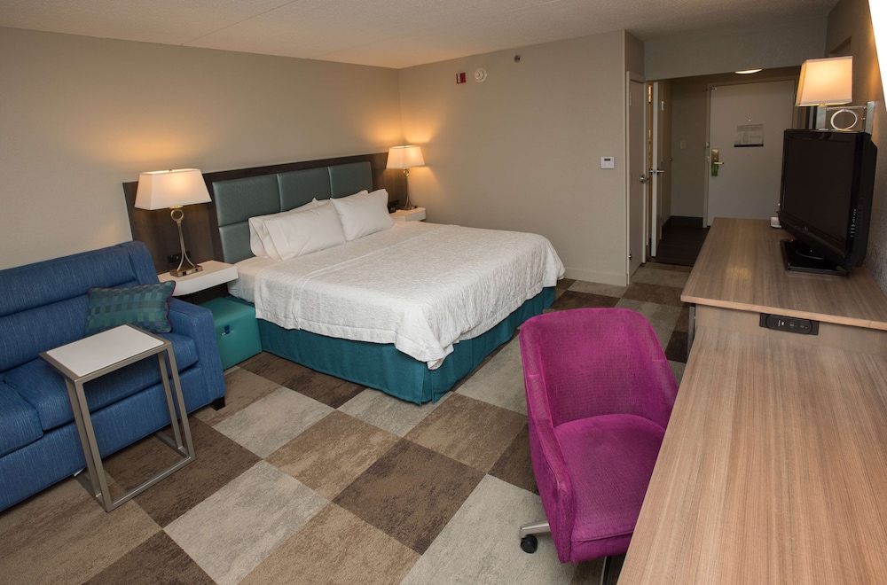 Hampton Inn Wooster - photo 12