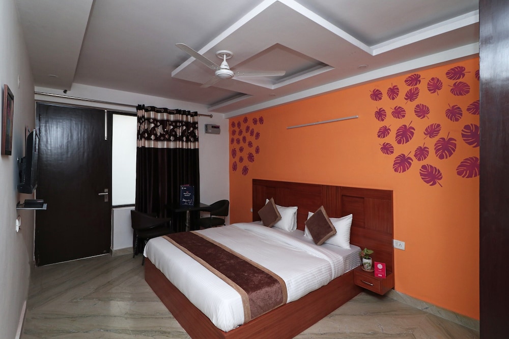 Oyo 16168 Maira Grand — hotel in Faridabad