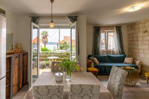 Apartman Nika — 4-Star Luxury Hotel in Trogir, Croatia