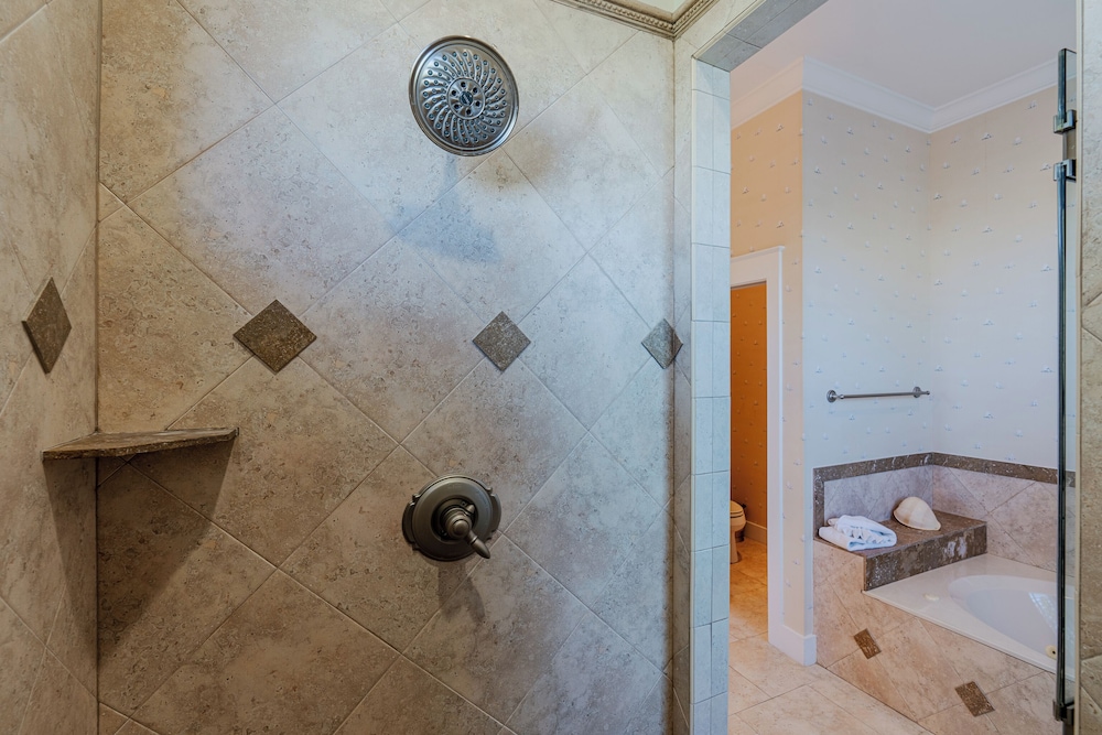 Pet Friendly Seacrest Home for 10 Resort Pool Beach Shuttle - photo 21