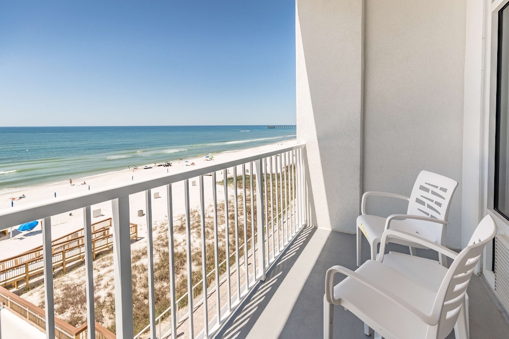 Hampton Inn & Suites Panama City Beach Beachfront - photo 55