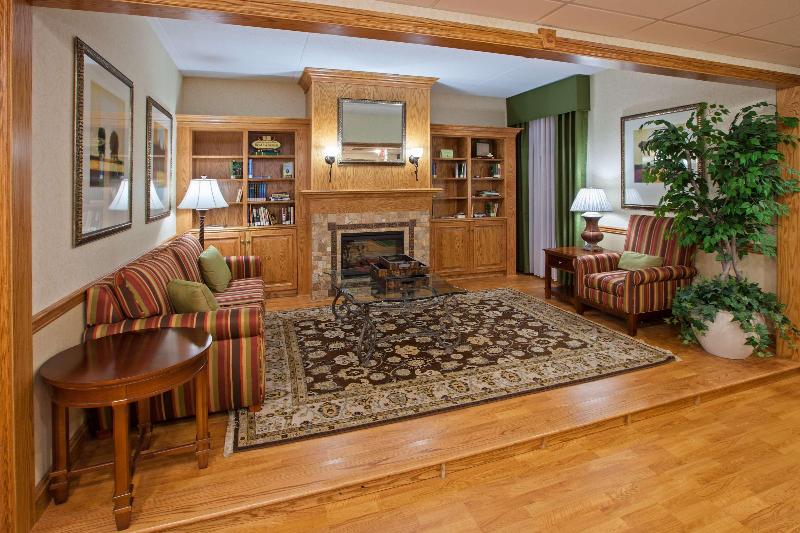 Quality Inn & Suites - photo 7