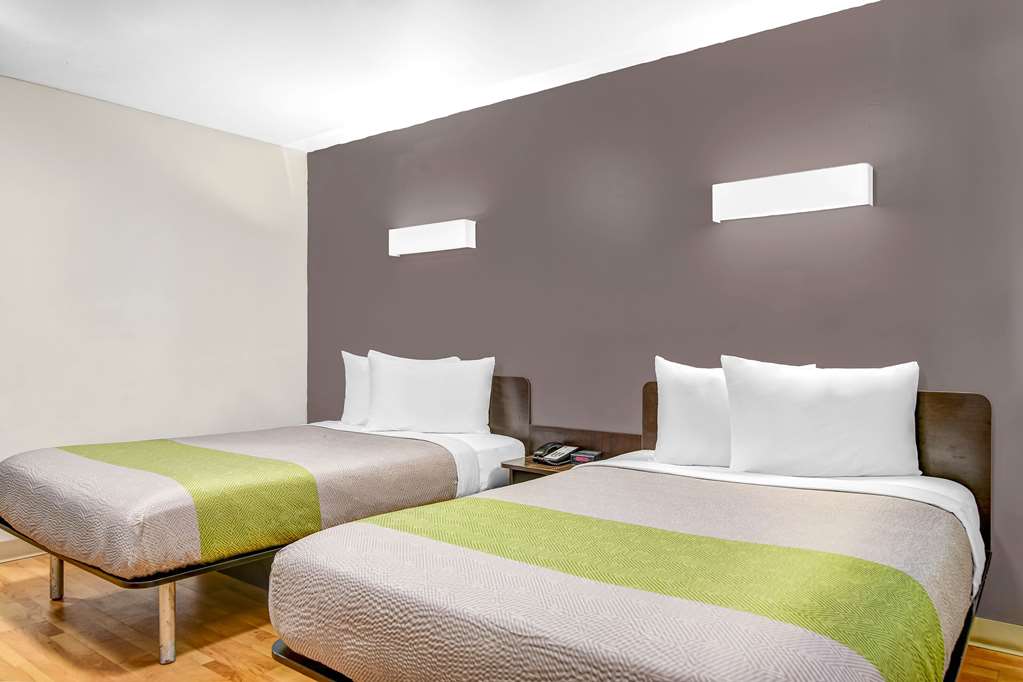 Studio 6 Extended Stay Atlanta GA Chamblee - photo 17