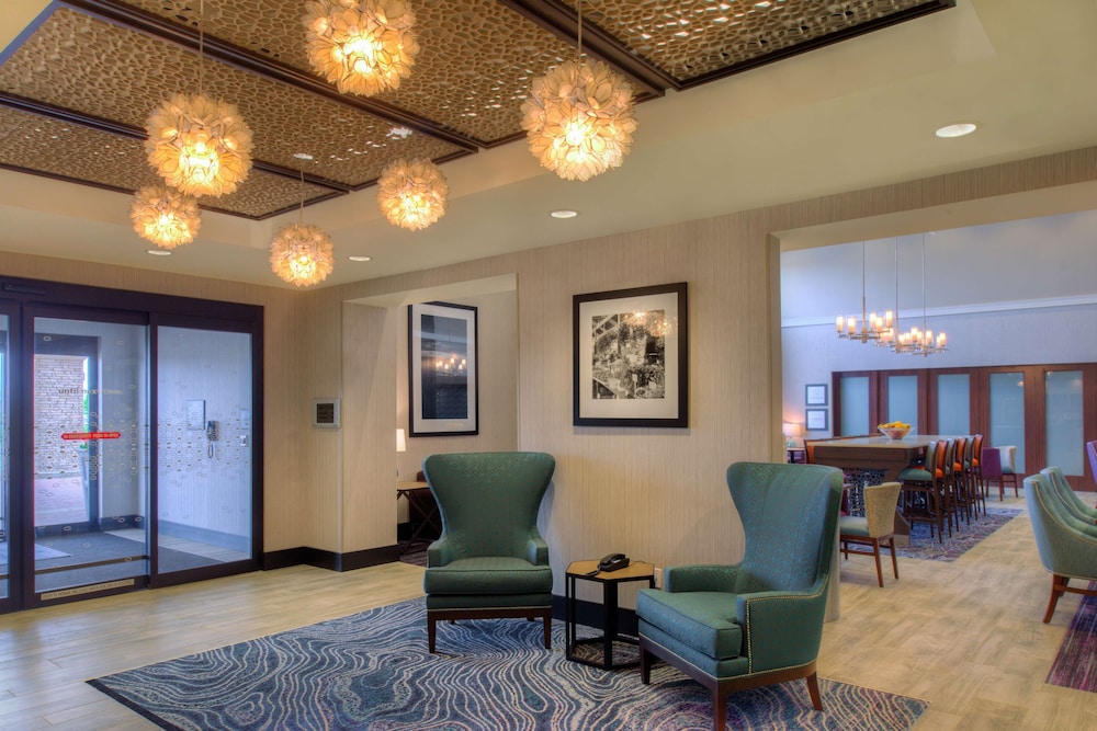 Hampton Inn & Suites Wixom - photo 4