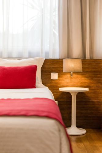 BRA.com Apartments Oporto Bonfim — 4-Star Luxury Hotel in Porto, Portugal