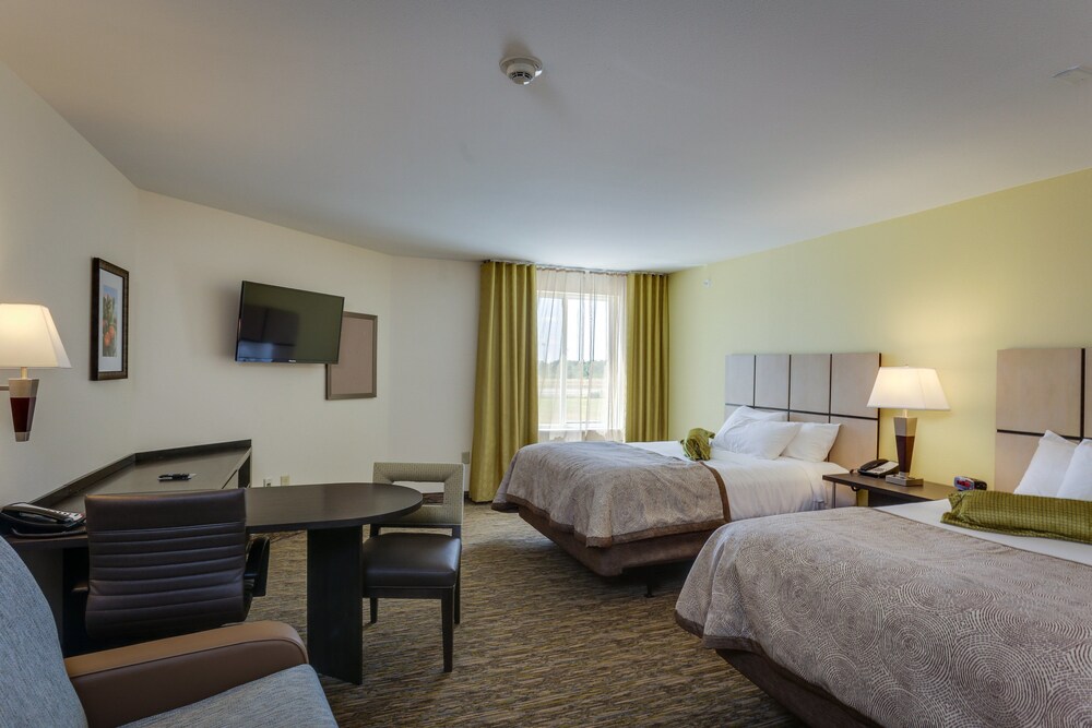 Candlewood Suites College Station At University by IHG - photo 18