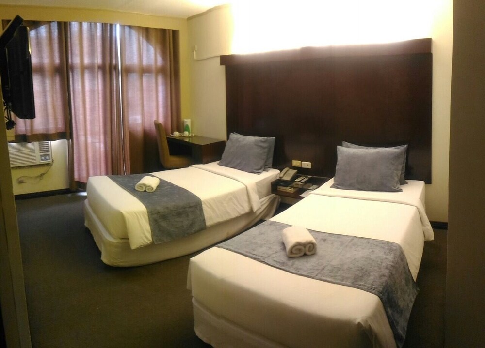 Mango Park Hotel — Cebu City — photo 5