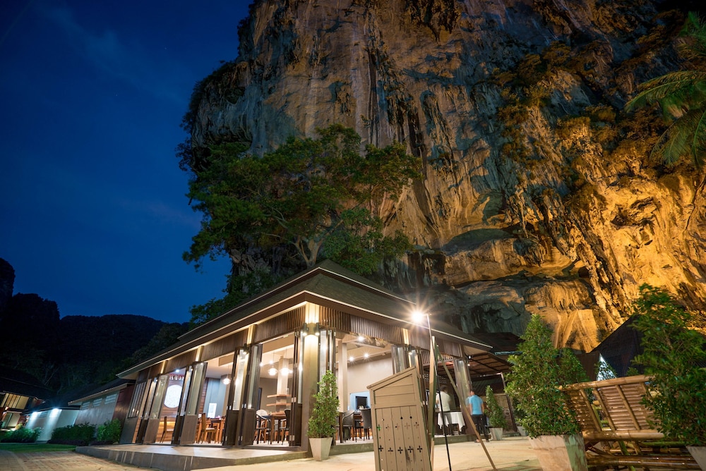 Tonsai Bay Resort — Krabi — photo 2