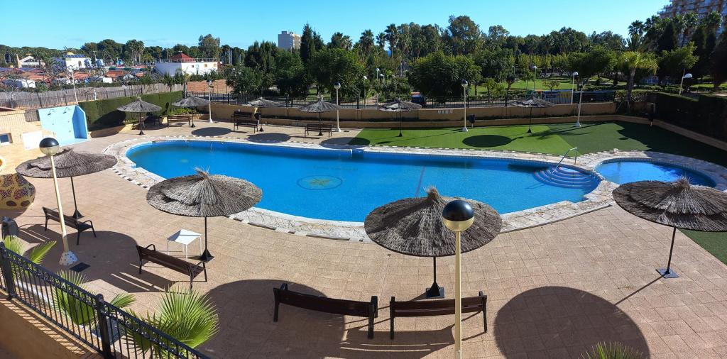 Let 4 U Azahar I in Oropesa Del Mar, Spain