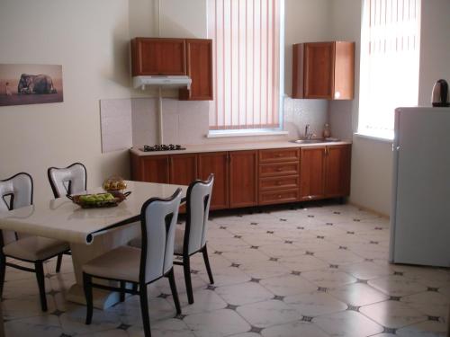 Chernivtsi Apartments — 4-Star Luxury Hotel in Chernivtsi, Ukraine
