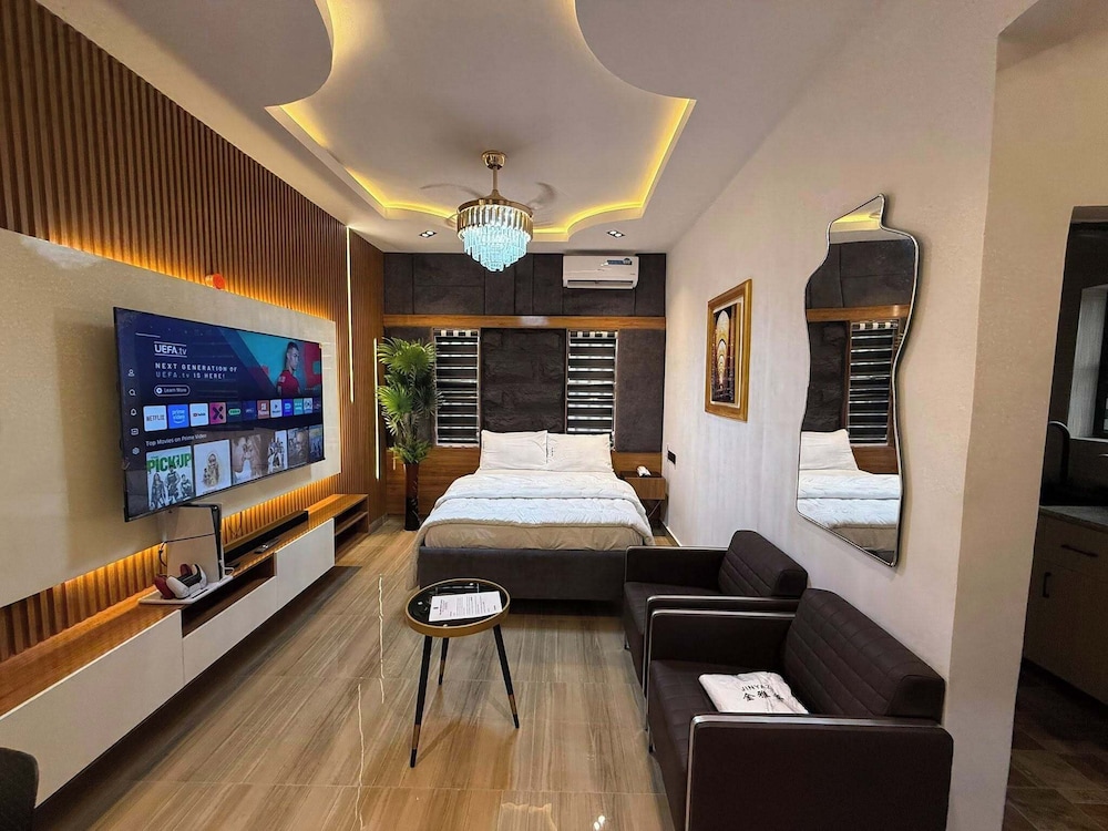 Williams Respite Apartment — 4-Star Luxury Hotel in Uyo, Nigeria