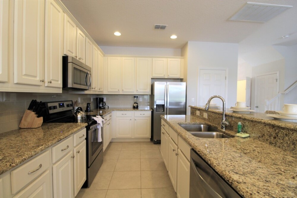 Golden Palms Vacation Resort 2582 - photo 24