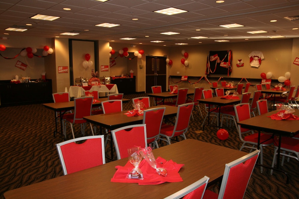 Hampton Inn Jacksonville Anniston Area - photo 59