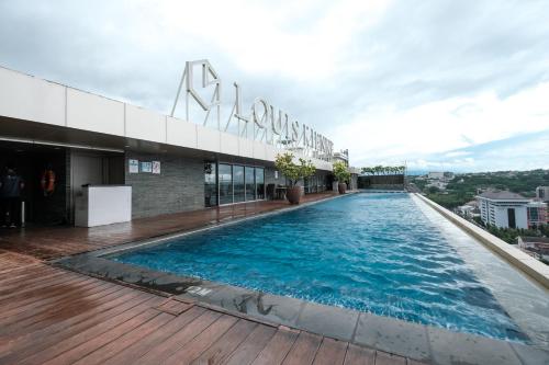 Warhol Residence at Louise Kienne Simpang Lima Semarang — 4-Star Luxury Hotel in Semarang, Indonesia